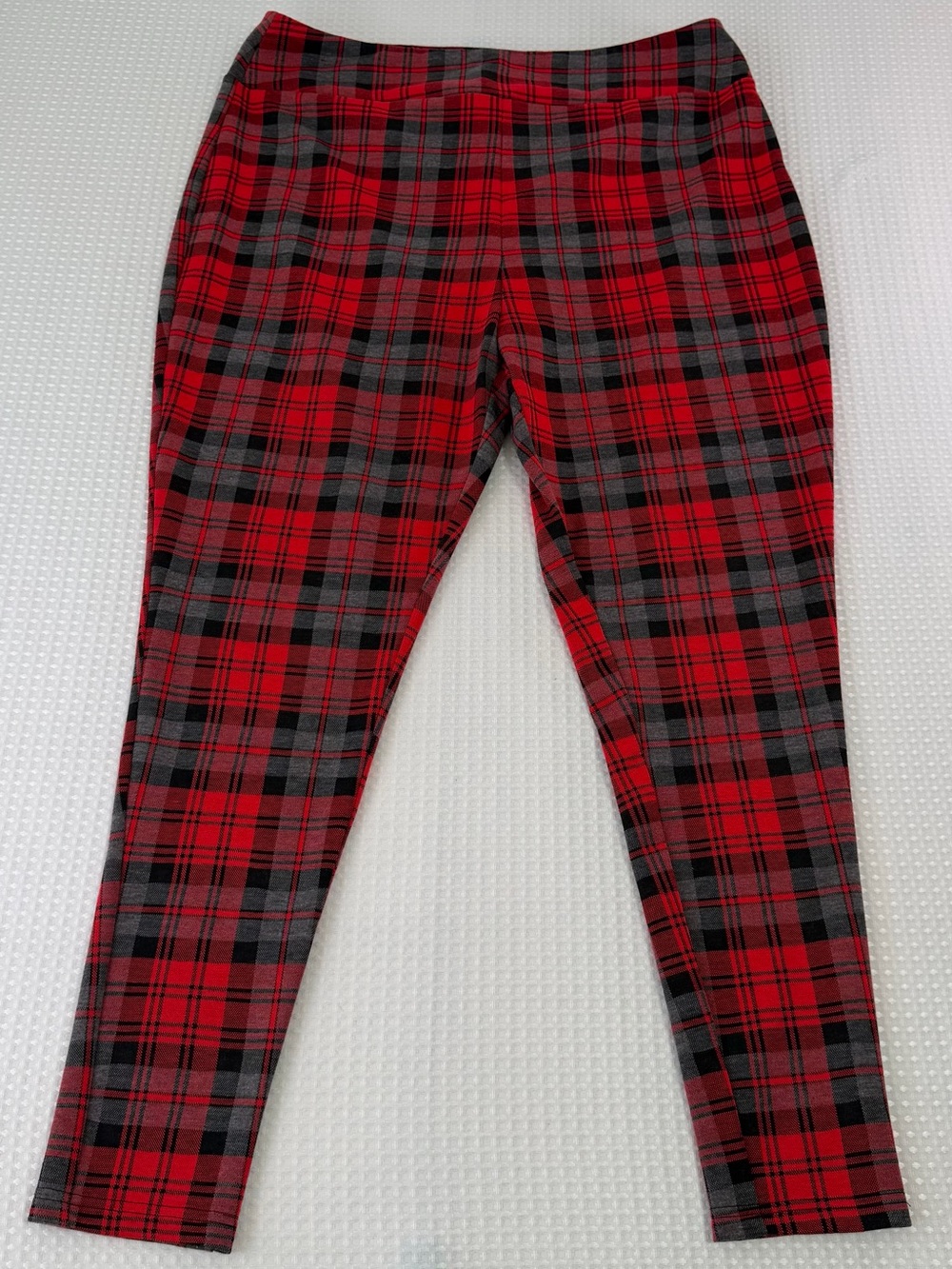 ModCloth Plaid Pants Red Black Holiday Tartan Stretch Ankle Christmas Size 1X